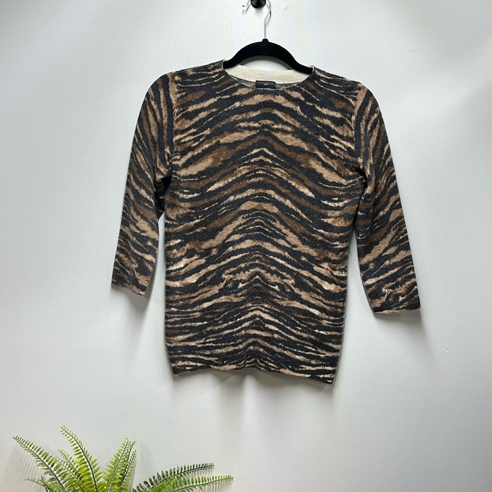 Talbots Pure Cashmere Animal Print 3/4 Sleeve Sweater Medium Petite Mob Wife